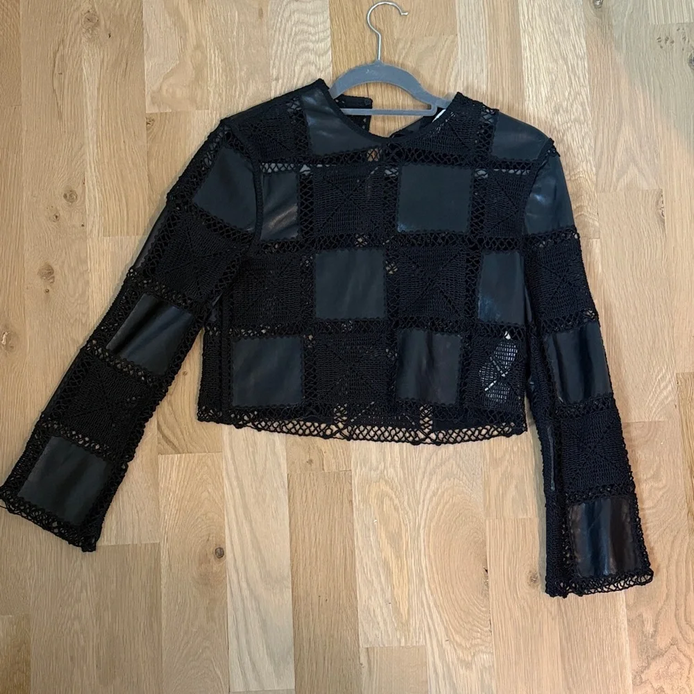 Zara Top - Picture 2 of 8